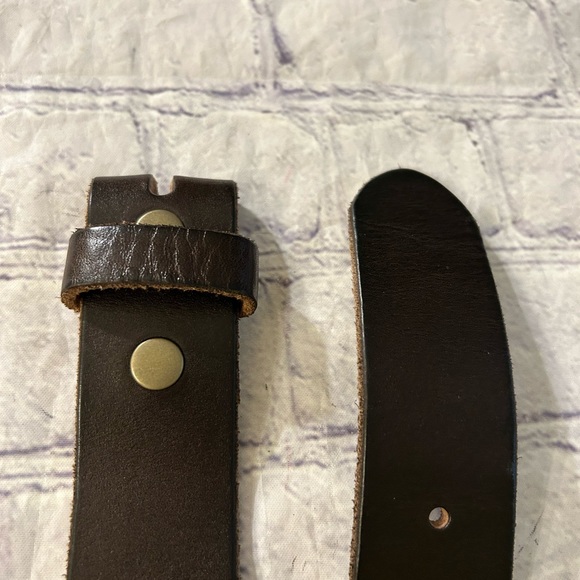 GENUINE FULL GRAIN LEATHER BS040 MENS CHOCOLATE BROWN BELT NO BUCKLE SIZE 42 - Picture 2 of 6